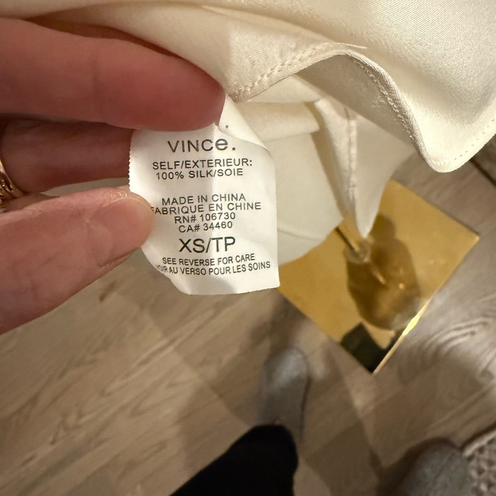 Vince Cream Short Sleeve Blouse with Mandarin Collar -XS - Picture 5 of 5
